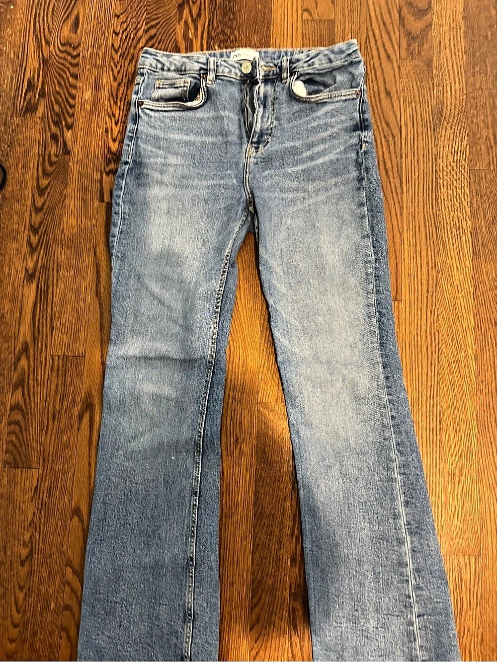 Zara Flare Fit Jeans Women's Flare Jeans in Blue